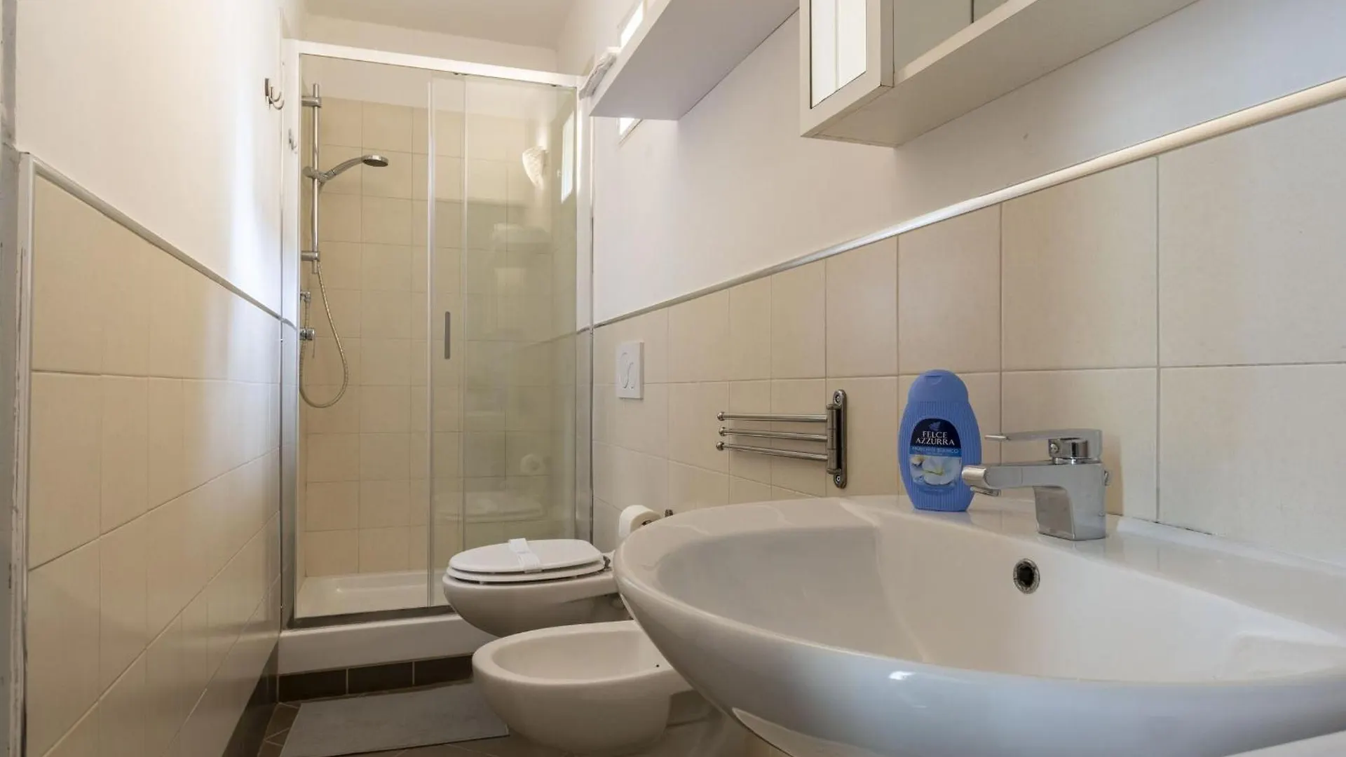Italian Experience-Dolcevita Florence Apartment 0*,  Włochy